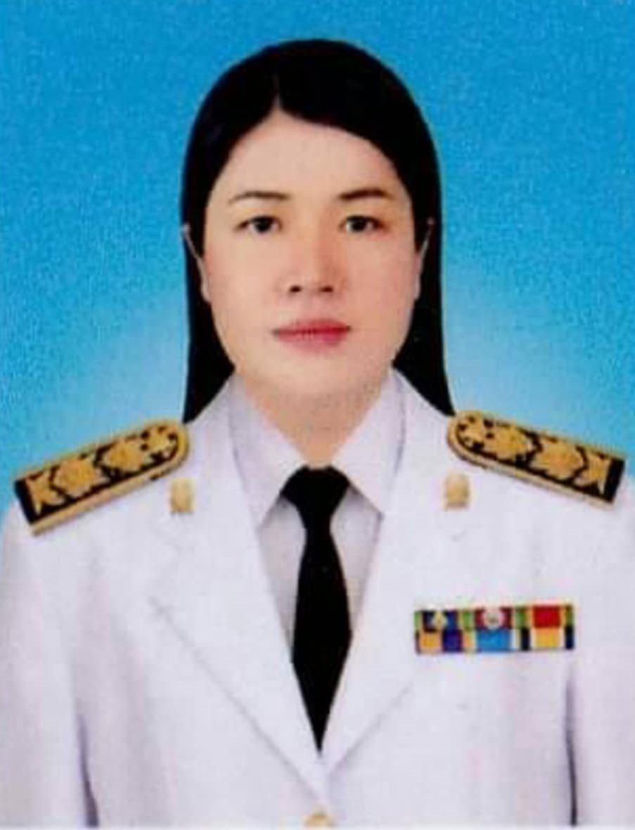 นางอุลัยพร หินซุย